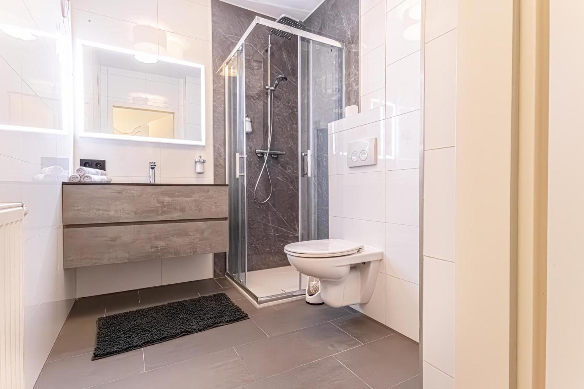 Apartamento Trendy - Modern 1br & 1lr In Center *